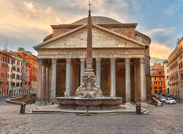 Pantheon di Roma leggende e curiosità